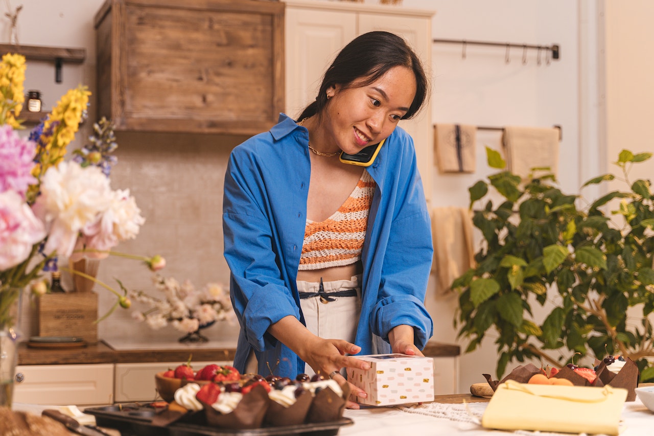 Why is a top quality sweet box crucial for a bakery business?
