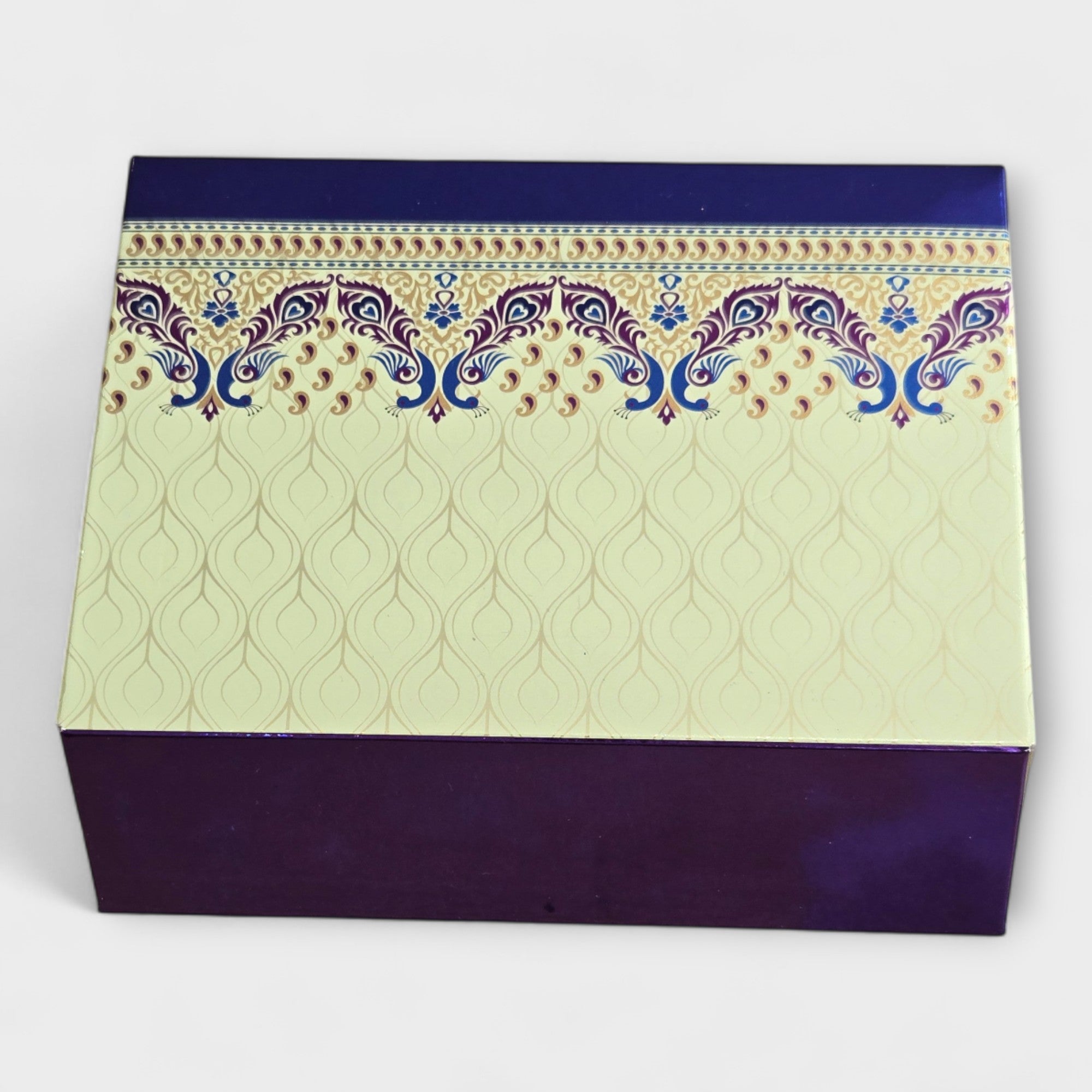 Sweet Box - Cream