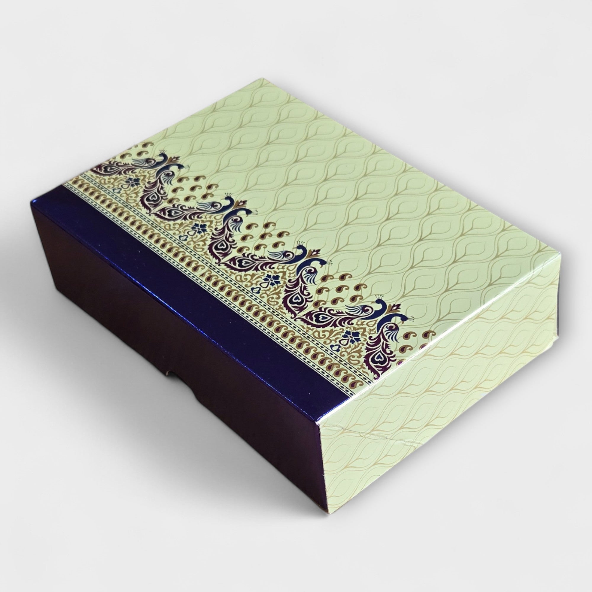 Sweet Box - Cream