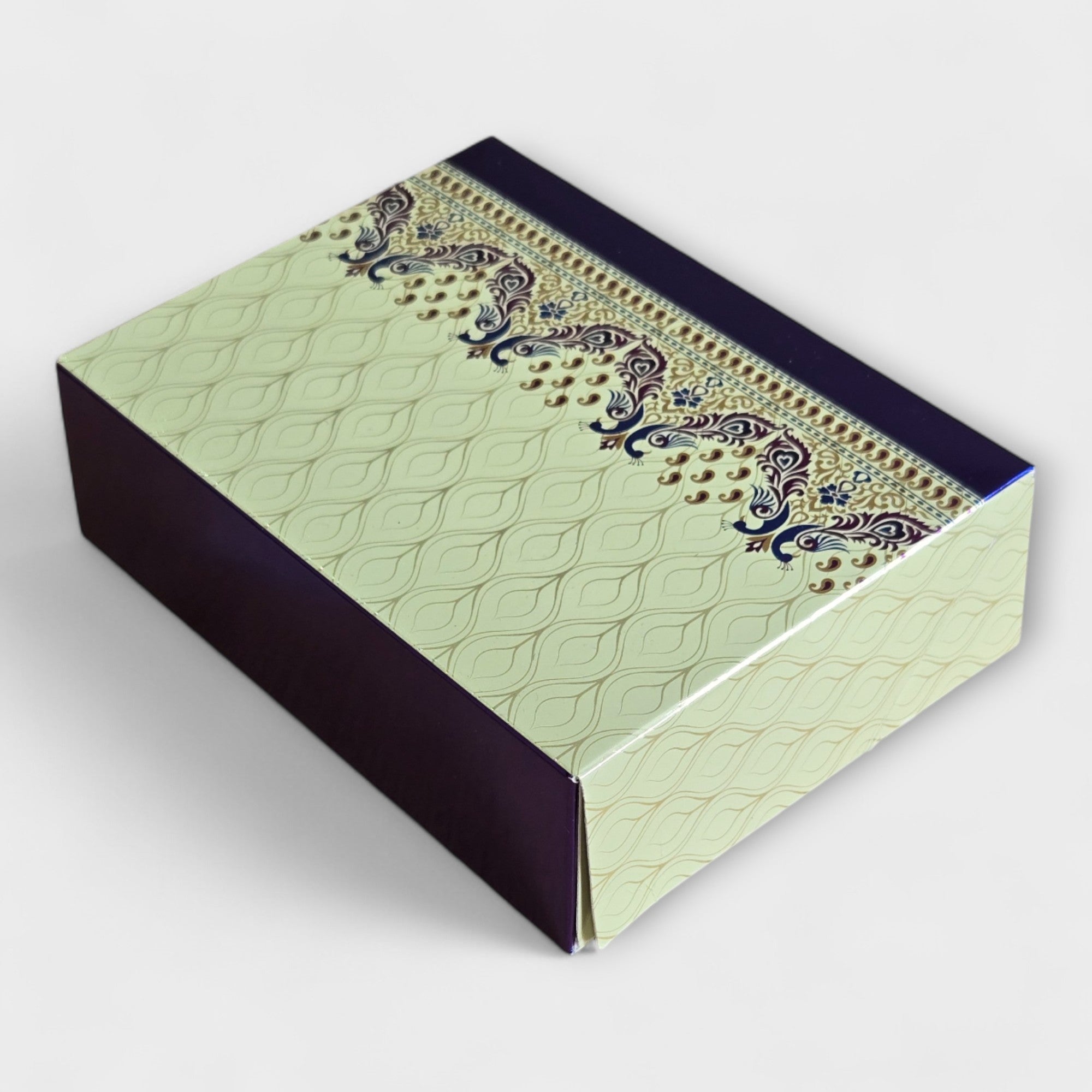 Sweet Box - Cream